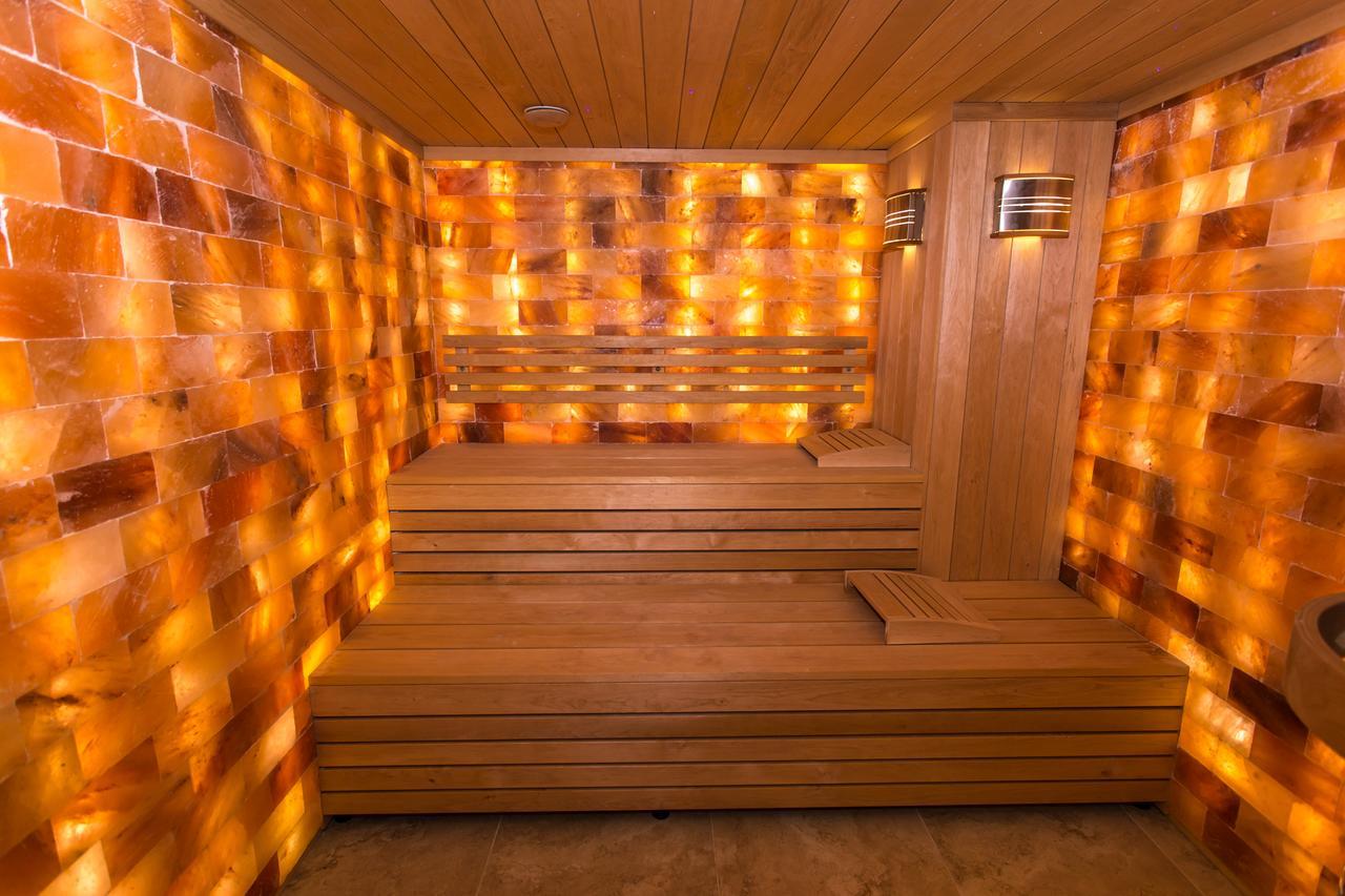 Panorama Boutique Hotel Sfântu Gheorghe Bagian luar foto