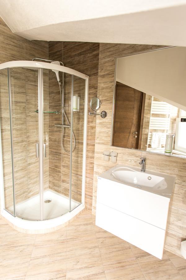 Panorama Boutique Hotel Sfântu Gheorghe Bagian luar foto