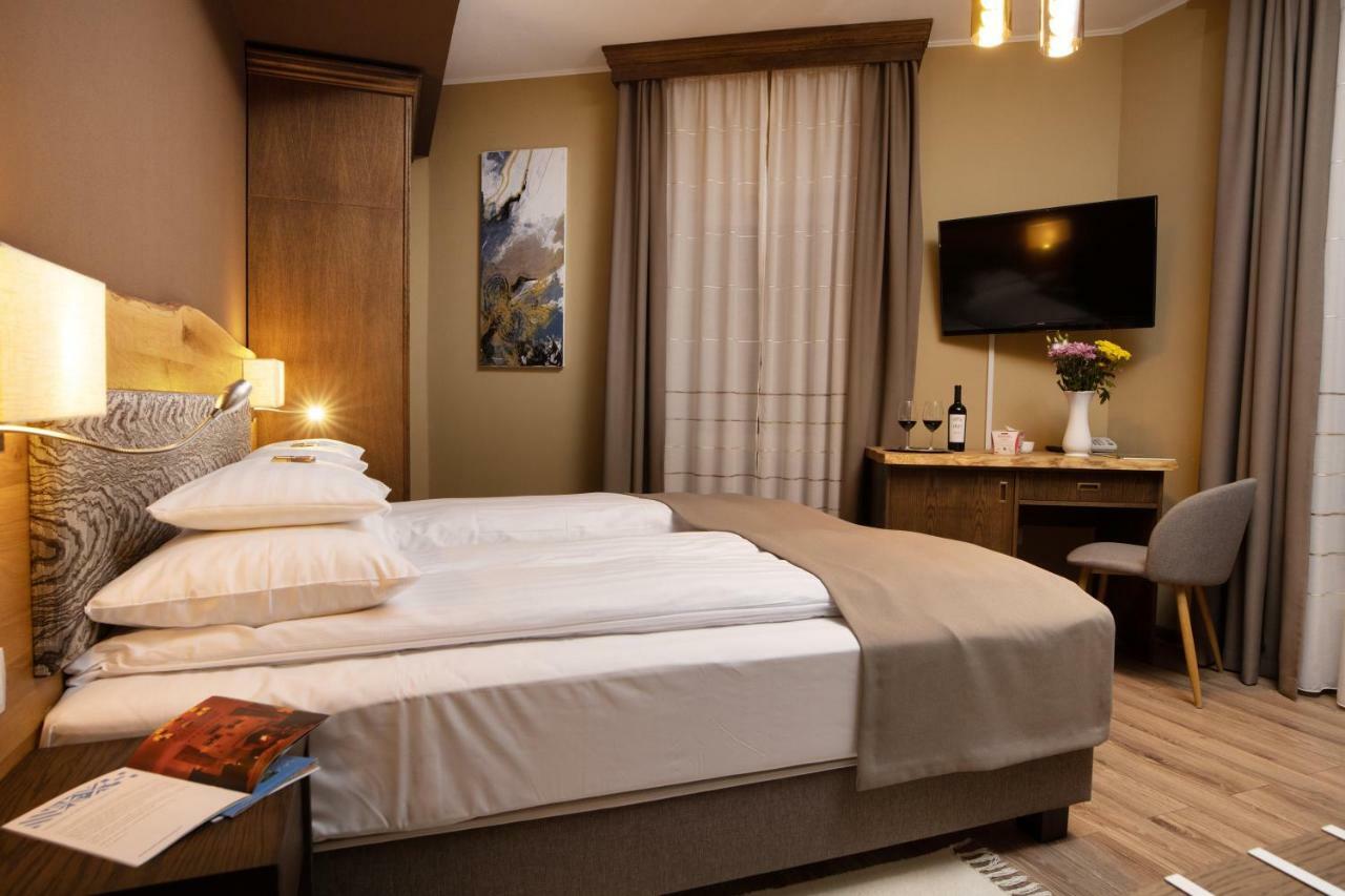 Panorama Boutique Hotel Sfântu Gheorghe Bagian luar foto