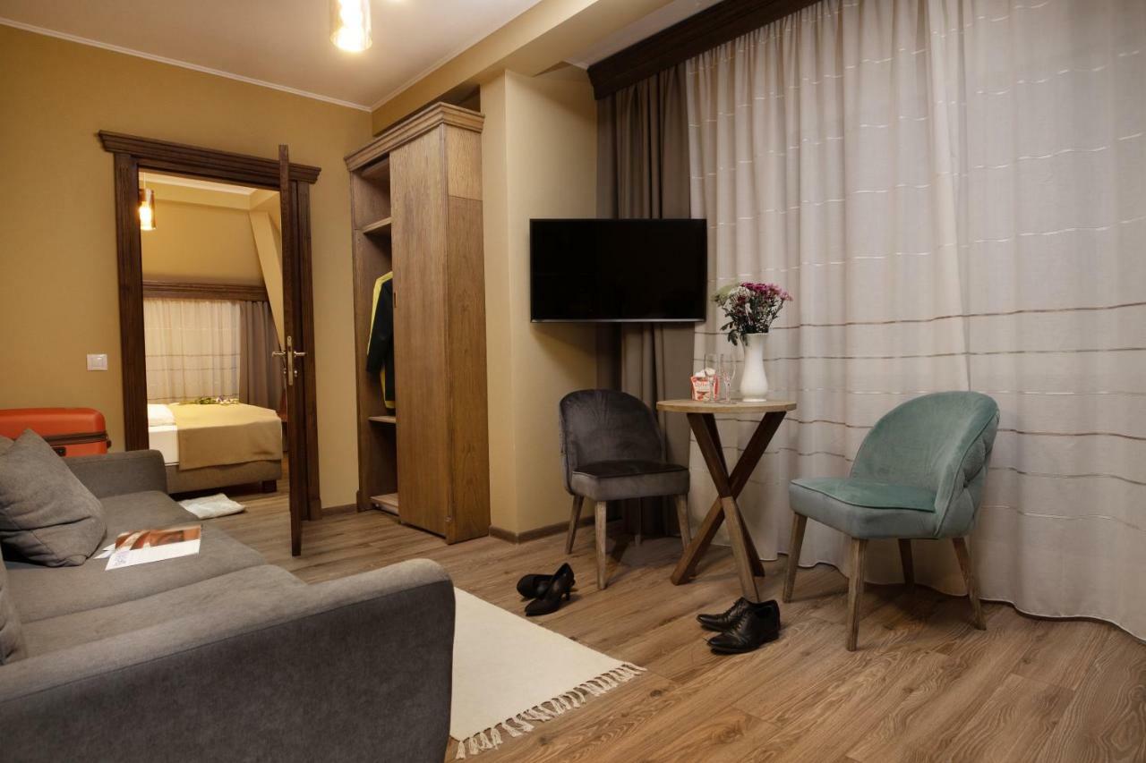 Panorama Boutique Hotel Sfântu Gheorghe Bagian luar foto